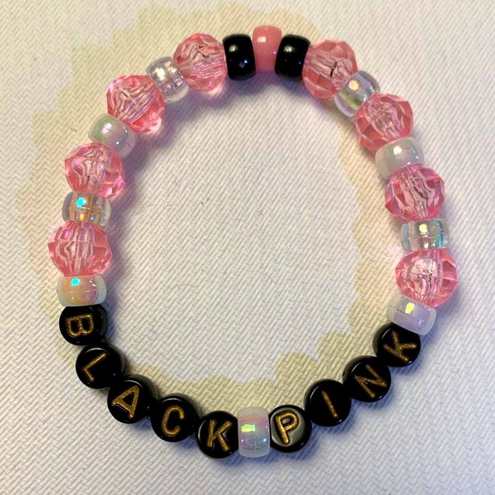 BLACKPINK beaded bracelet